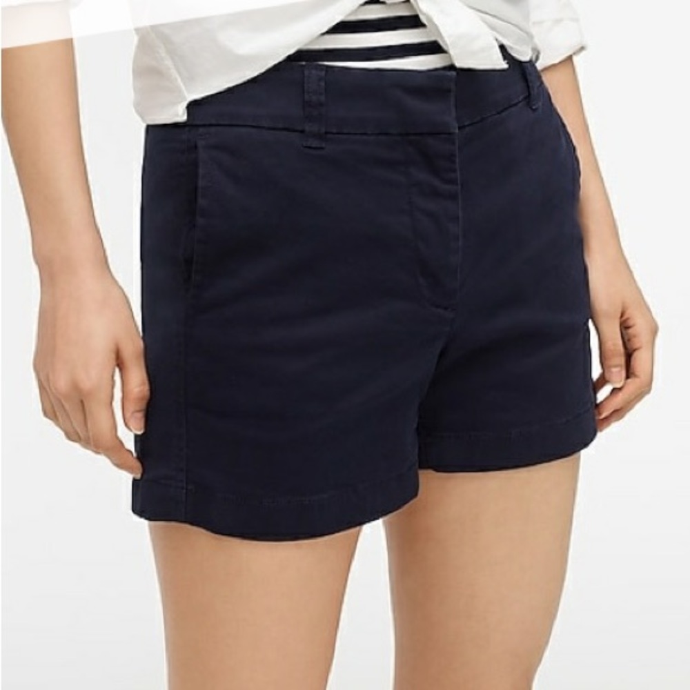 TH Hollywood 5” Chino Short in Navy Blue